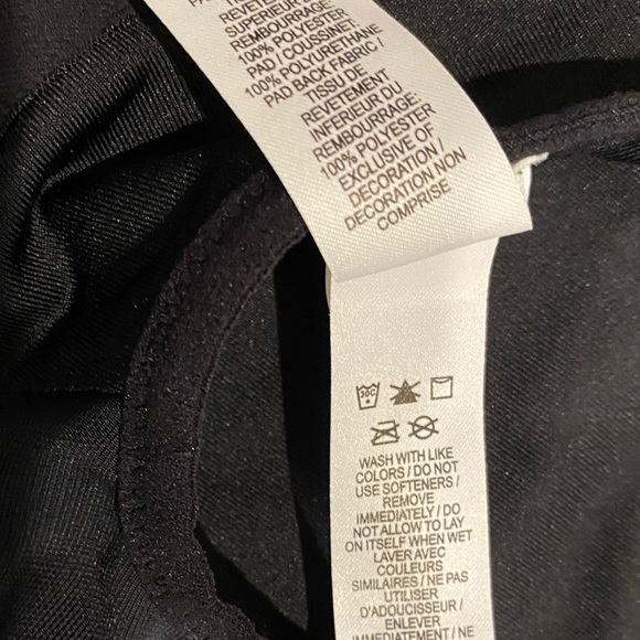 Nike sport bra adjustable straps size small Black - Picture 5 of 5